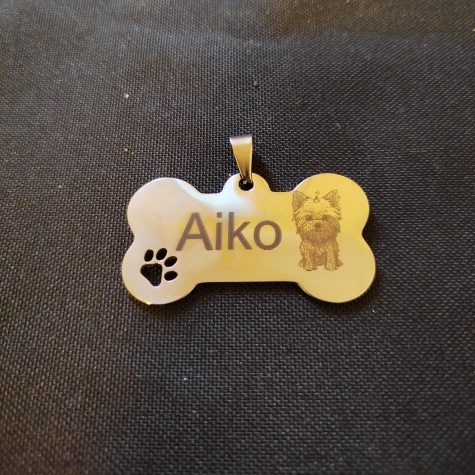 Personlig navneskilt til hund