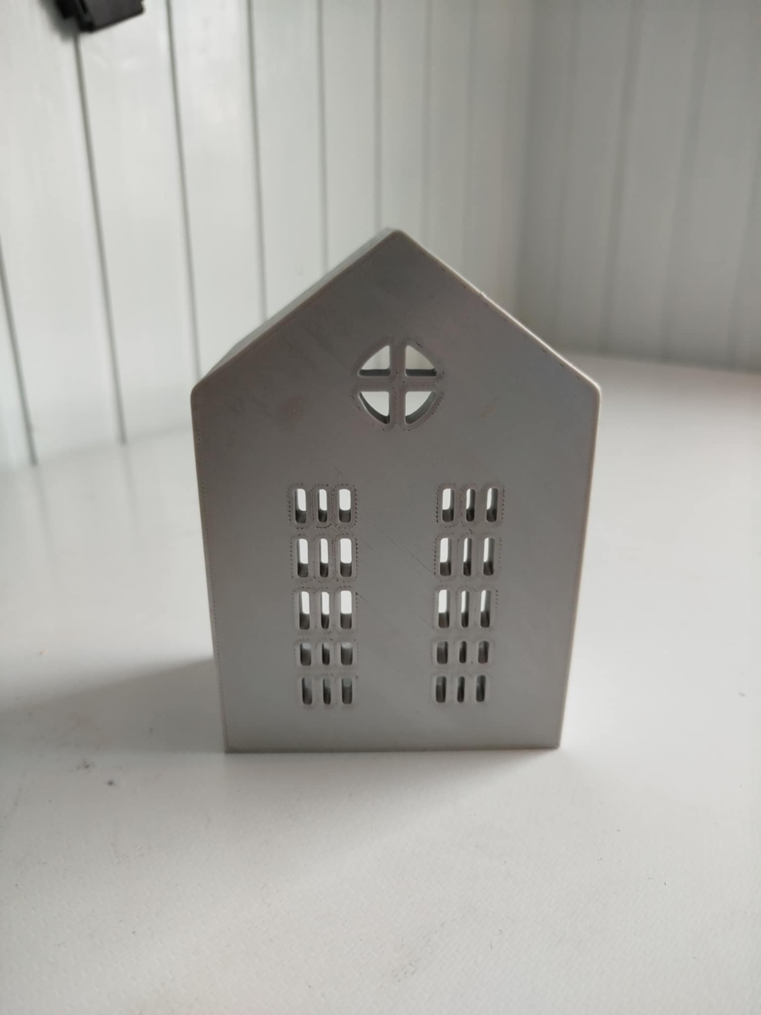 Telys hus